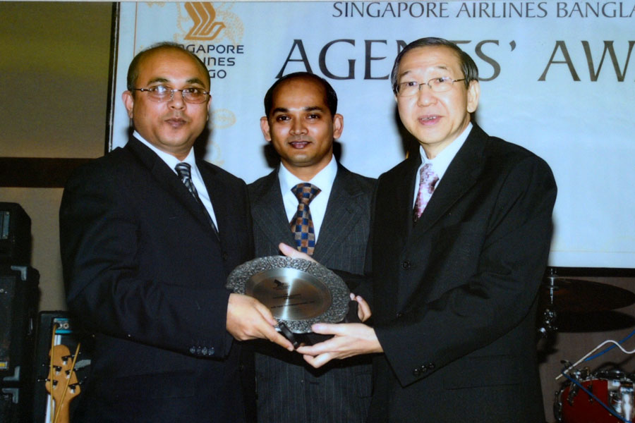 Top Passenger Award Received from Singapore Airlines